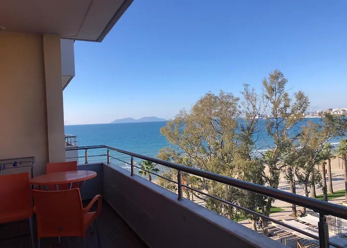 Beachfront Studio 5 By Vlora Office